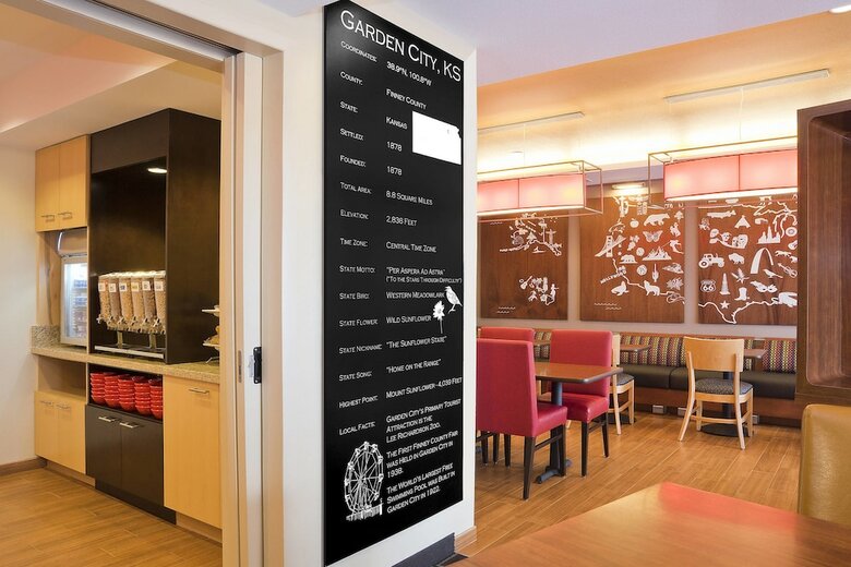 Hotel Towneplace Suites Garden City