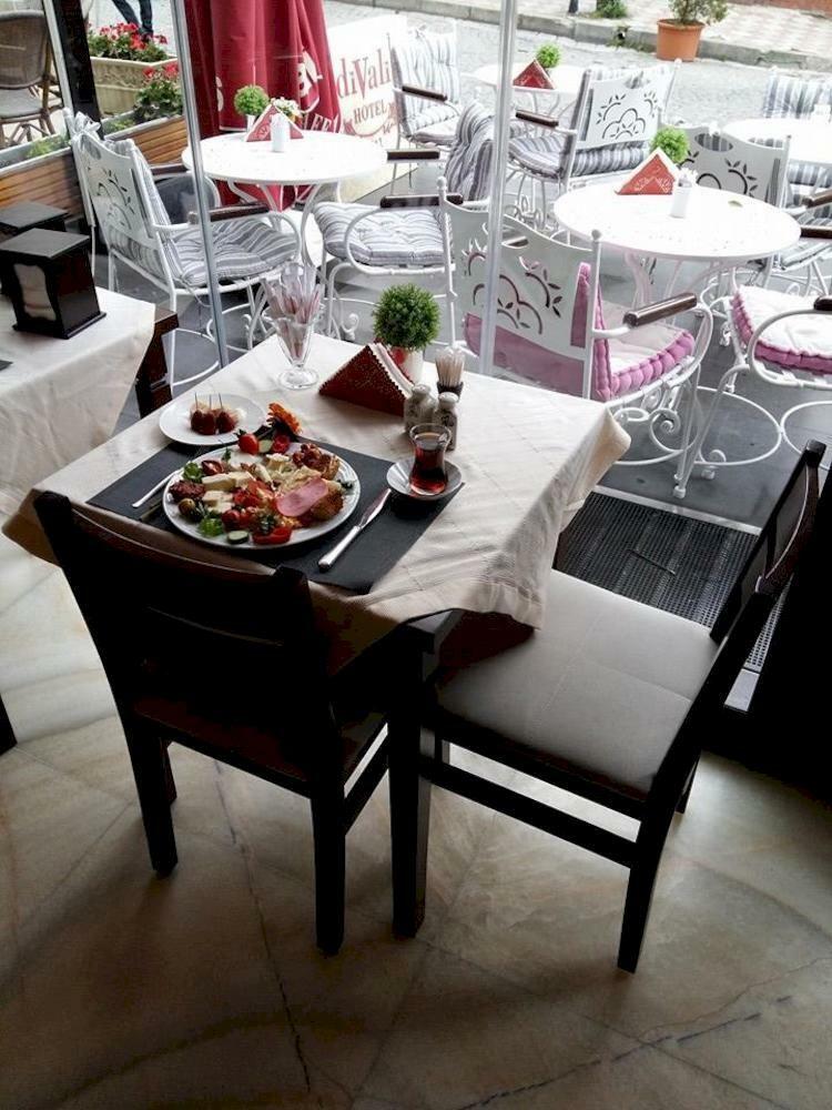 Divalis Hotel