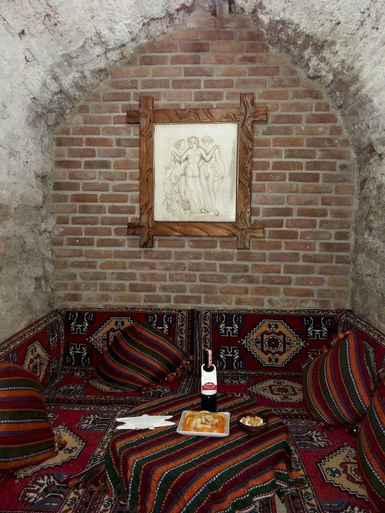 Divalis Hotel