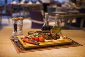 Hotel Holiday Inn Kayseri - Duvenonu