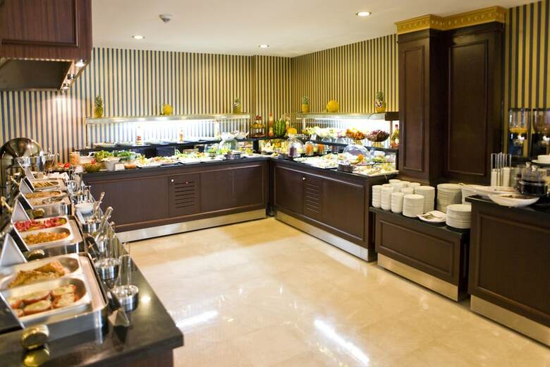 Latanya Palm & Spa Hotel