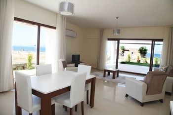 Apartamento Aegean Pearl Suites