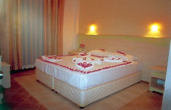 Serpina Hotel