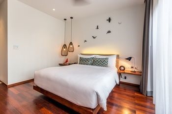 The Aviary Hotel