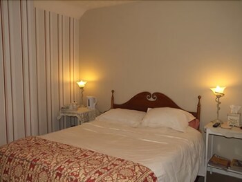 Lichfield Hotels - Amber House