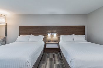 Holiday Inn Express Hotel & Suites South Bend