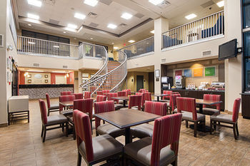 Hotel Comfort Suites Beachside