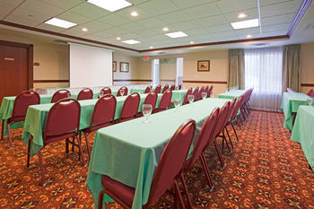 Holiday Inn Express Hotel & Suites Wausau