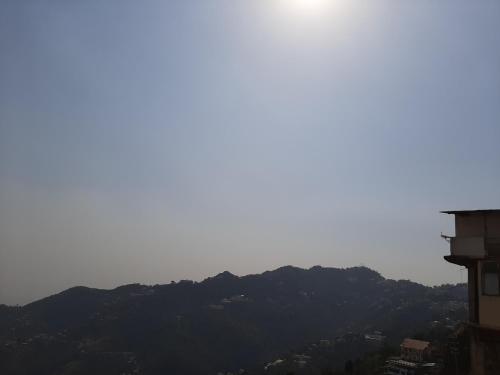 Hotel Oyo Rooms Valley View Picture Palace