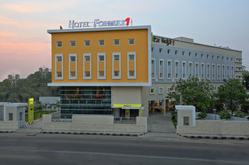 Hotel Formule1 Pune Pimpri