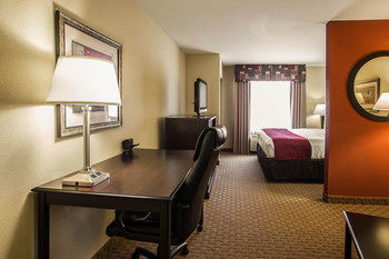 Hotel Comfort Suites Bloomington