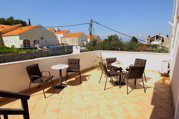 Bacan Serviced Apartments