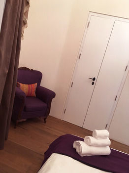 Lok�l Hotel