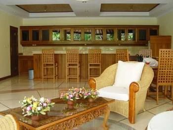 Hotel Bali Emerald Villas