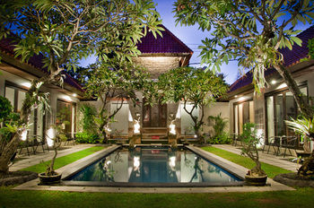Hotel Sindhu Mertha Suite