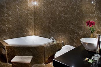 Hotel Sindhu Mertha Suite