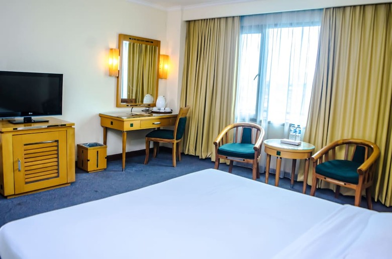 Mega Anggrek Hotel & Convention