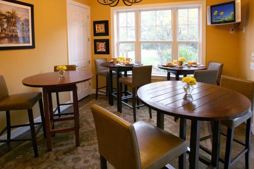 Bed & Breakfast Water's Edge Inn