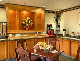 Hotel Days Inn And Suites, Jesup Ga
