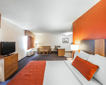 Hotel Mainstay Suites Conference Center