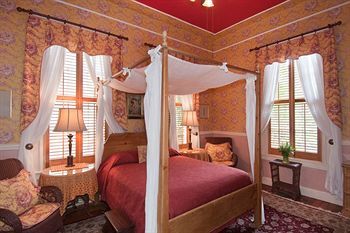 Bed & Breakfast Jasmine House Inn
