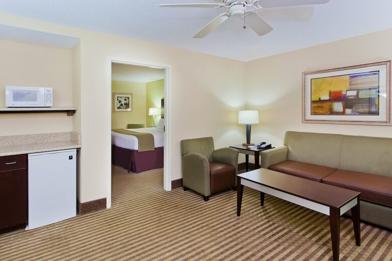 Hotel Holiday Inn Express N.myrtle Beach- Little River