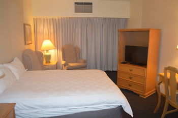 Totem Lake Hotel