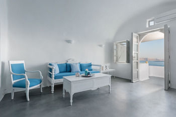 Aparthotel Thirea Suites & Studios - Adults Only