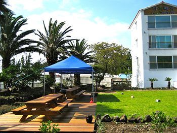 Yilin Pension