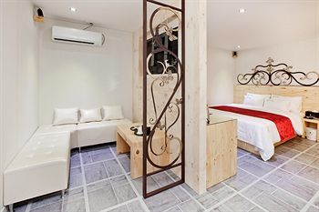 Belamie Hotel
