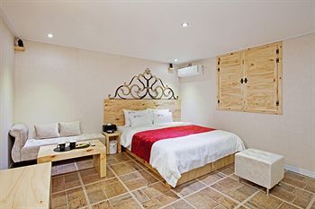 Belamie Hotel