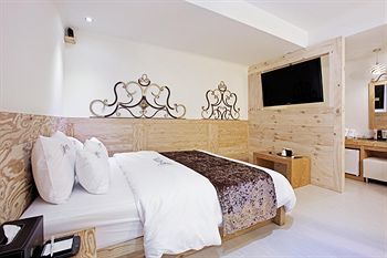 Belamie Hotel