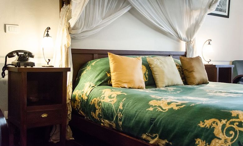 Hotel Satri House