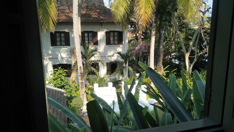 Hotel Satri House
