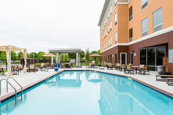 Cambria Hotel & Suites Plano - Frisco