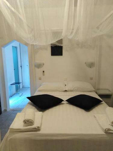 Tonia Hotel