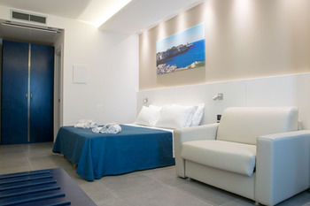 Hotel Belvedere, Torre Dell'orso