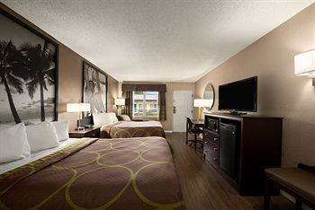 Hotel Super 8 Ellenton Bradenton Area