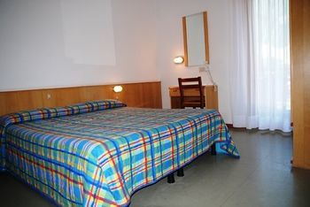 Hotel Bucaneve