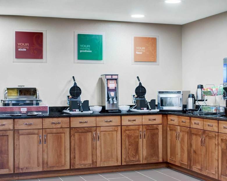 Hotel Comfort Inn & Suites