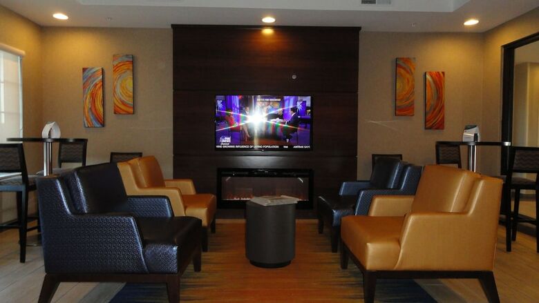 Hotel Mainstay Suites