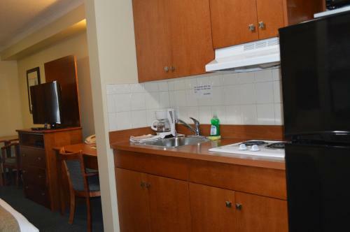Hotel Hinton Lodge