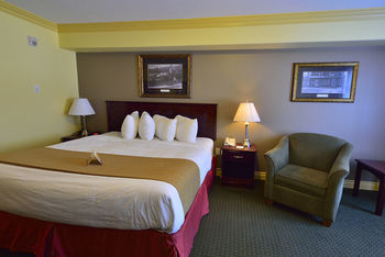 Hotel Quality Inn & Suites