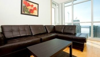 Aparthotel E.s.i Furnished Suites At The Acc