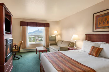 Days Hotel And Suites Grande Cache