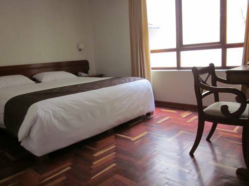 Hotel Emperador Plaza