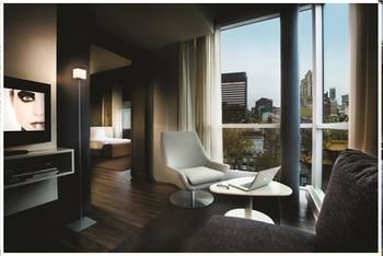 Hotel Zero 1