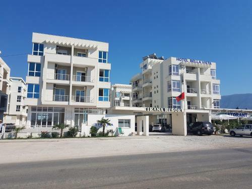 Flori Beach Apartment Radhime
