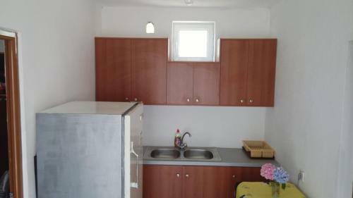 Kenos Hostel