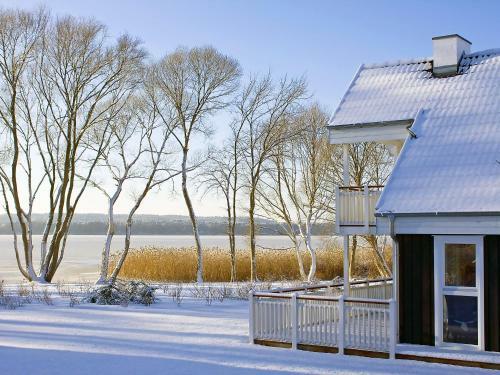Hotel Holiday Home Schlosspark Bad Saarow.7